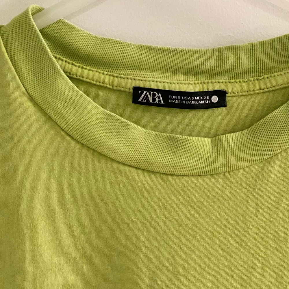 Zara Short Sleeve T-Shirt - Picture 4 of 4
